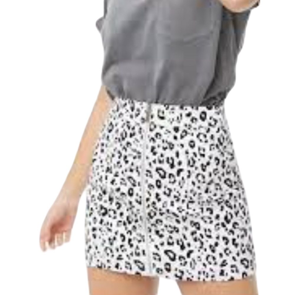 Forever 21 Womens Zebra Animal Print Zip Front Pencil Mini Skirt Black White M